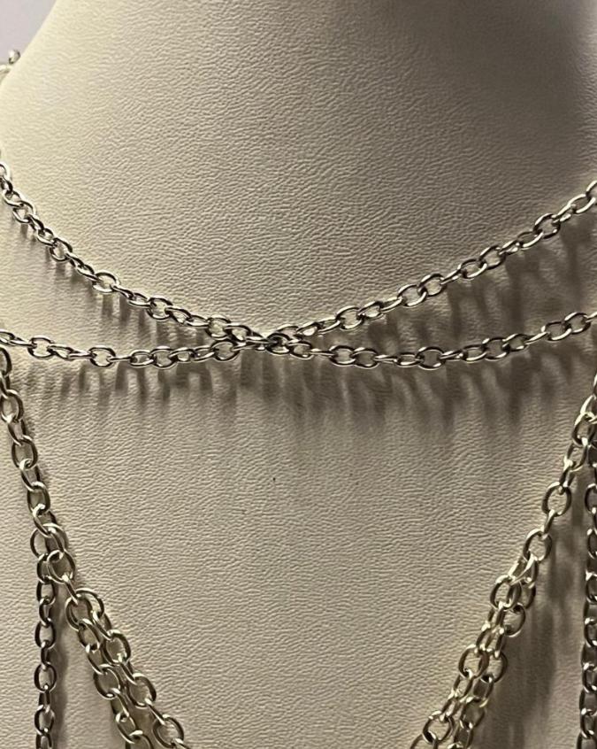 Venus In Chains Unisex Necklace